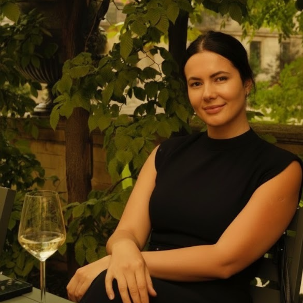 Veronica Fabian - Business Development